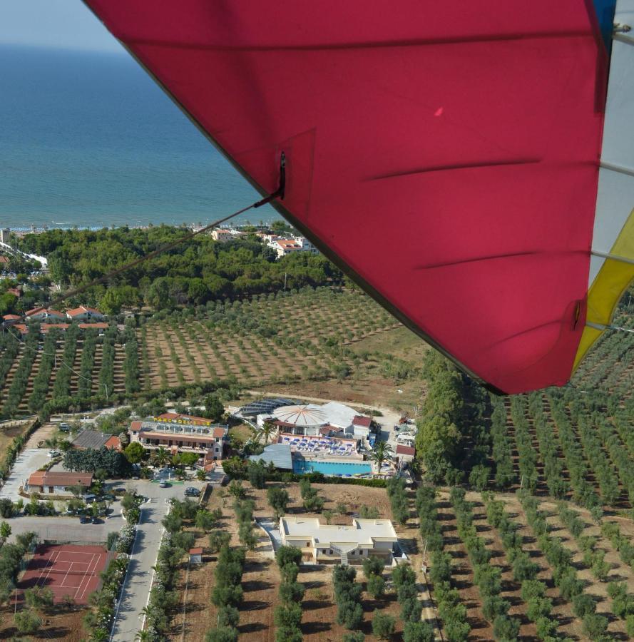 Residence Parco Del Sole โรดิการ์กานิโก ภายนอก รูปภาพ