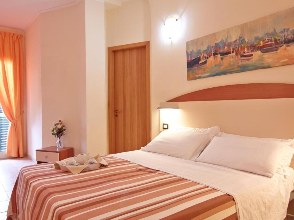 Residence Parco Del Sole โรดิการ์กานิโก ภายนอก รูปภาพ
